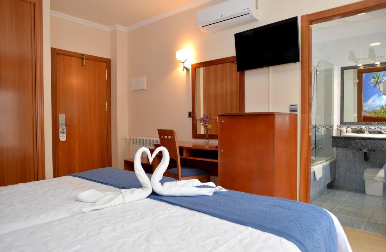 Hotel Portonovo Buitenkant foto