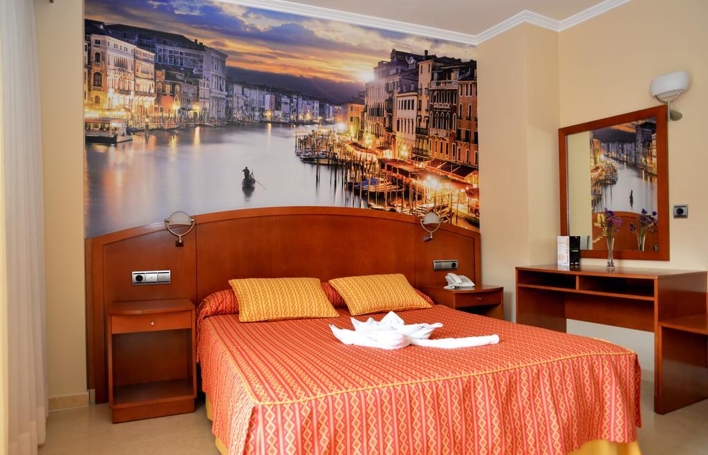 Hotel Portonovo Buitenkant foto