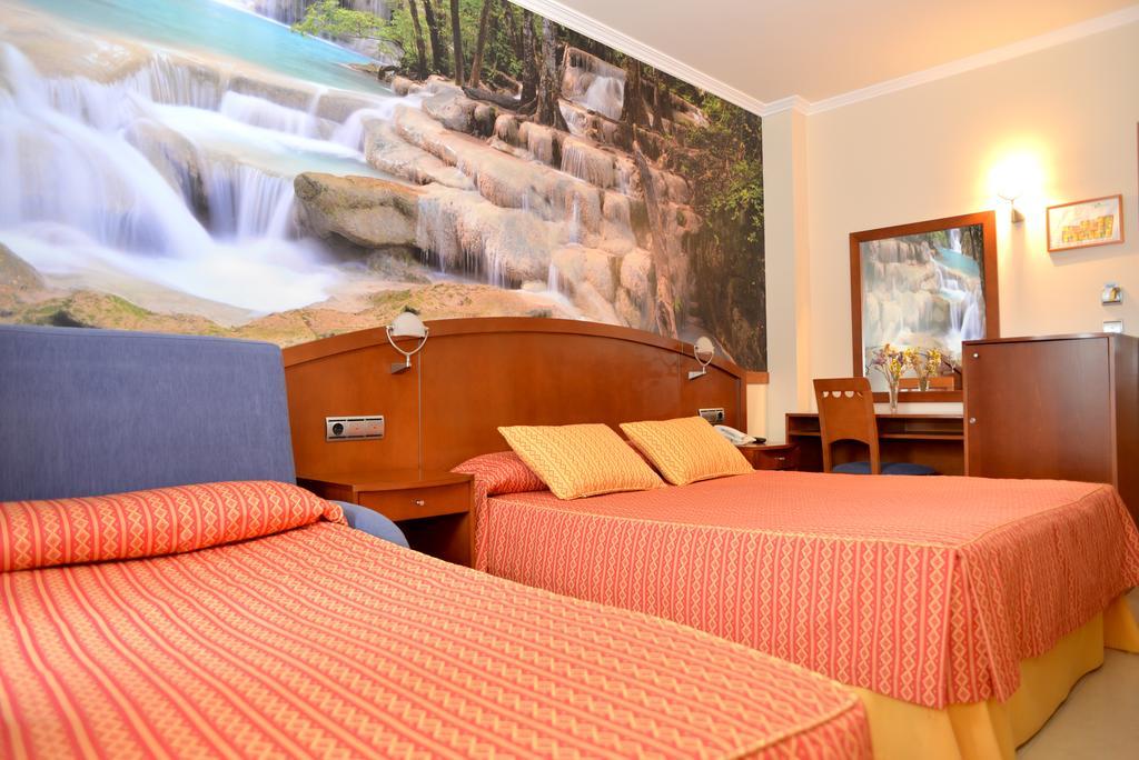 Hotel Portonovo Buitenkant foto