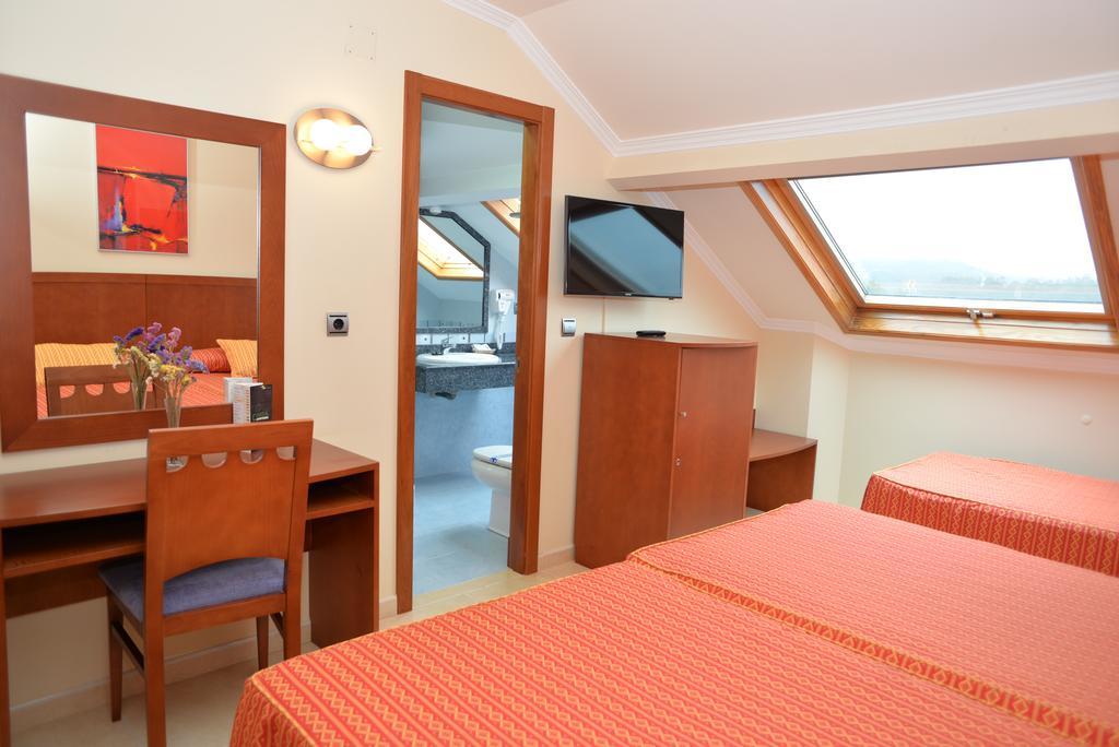 Hotel Portonovo Buitenkant foto