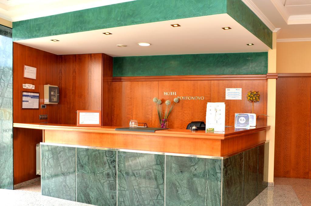 Hotel Portonovo Buitenkant foto