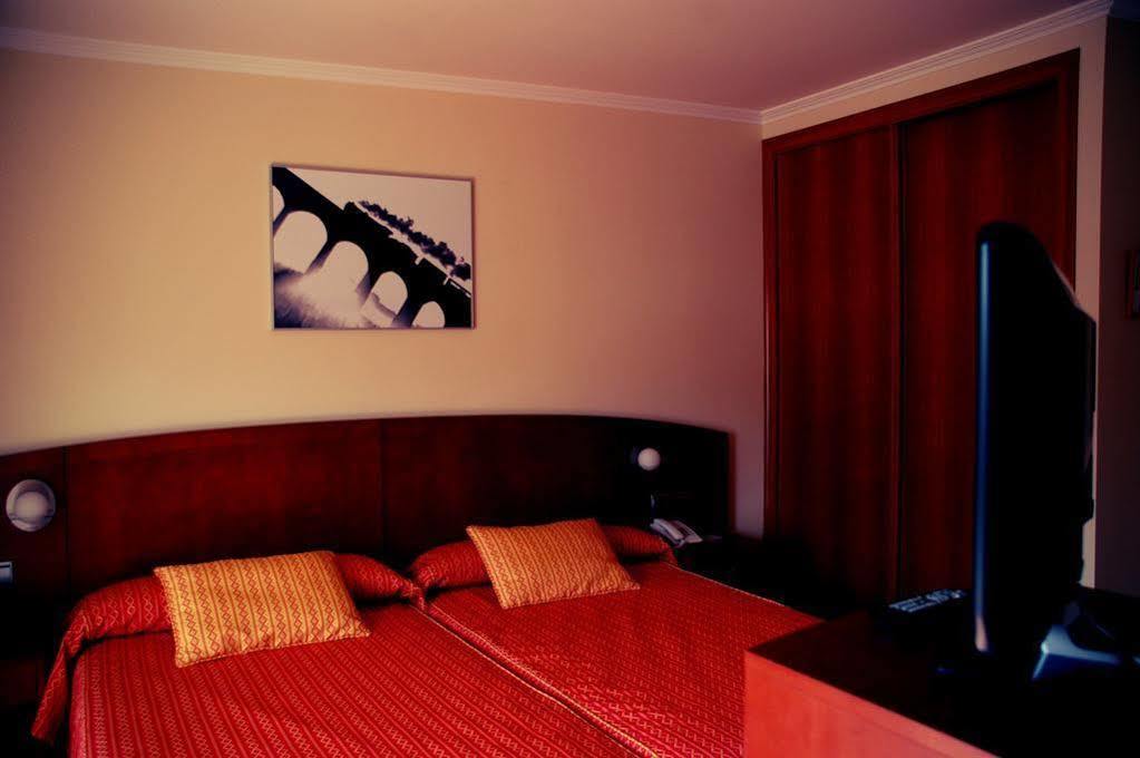 Hotel Portonovo Buitenkant foto